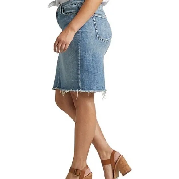 🆕 SILVER JEANS SKIRT