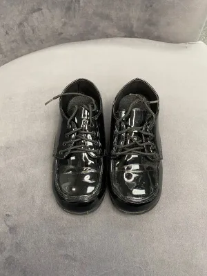1 S54 Black Shoes