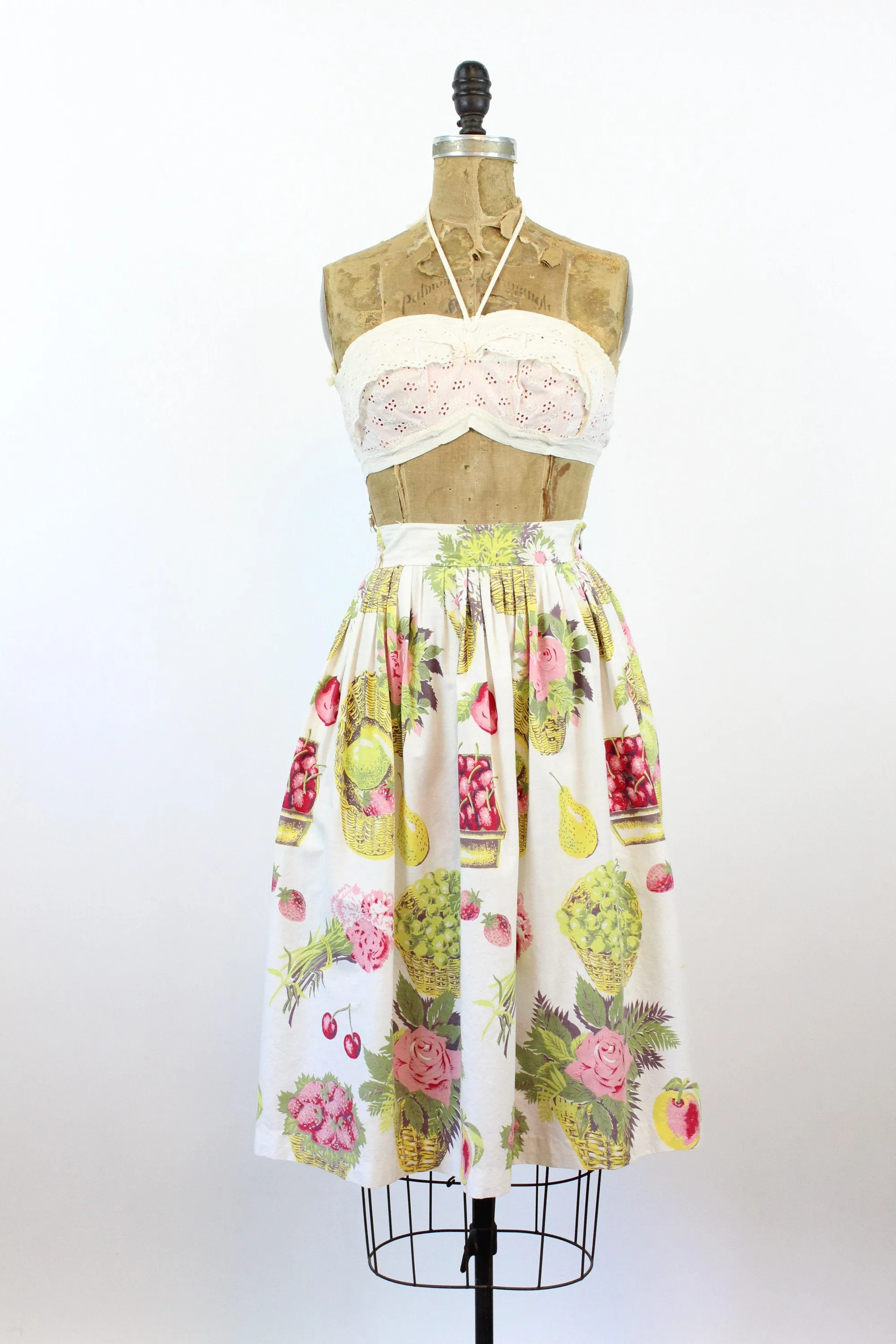 1950s CHERRY pear fruit novelty print skirt xs | new spring summer
