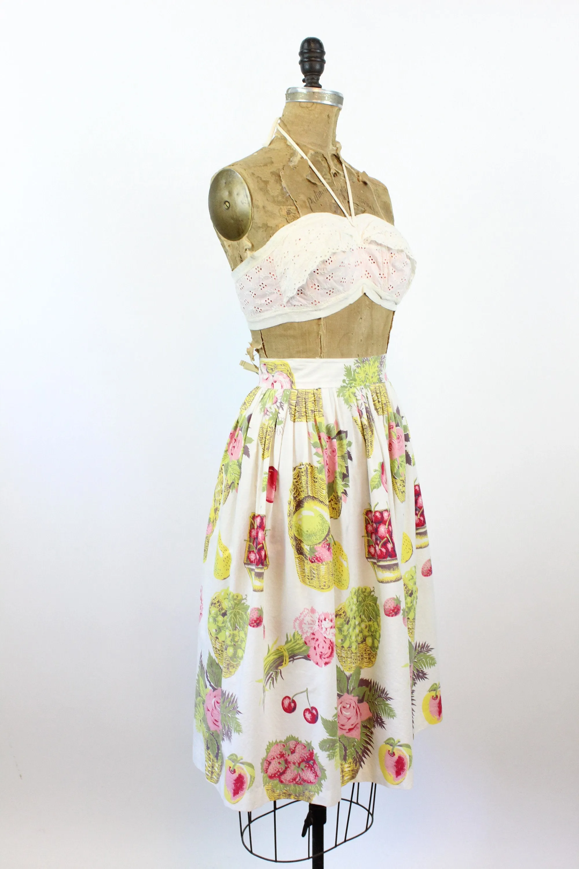 1950s CHERRY pear fruit novelty print skirt xs | new spring summer