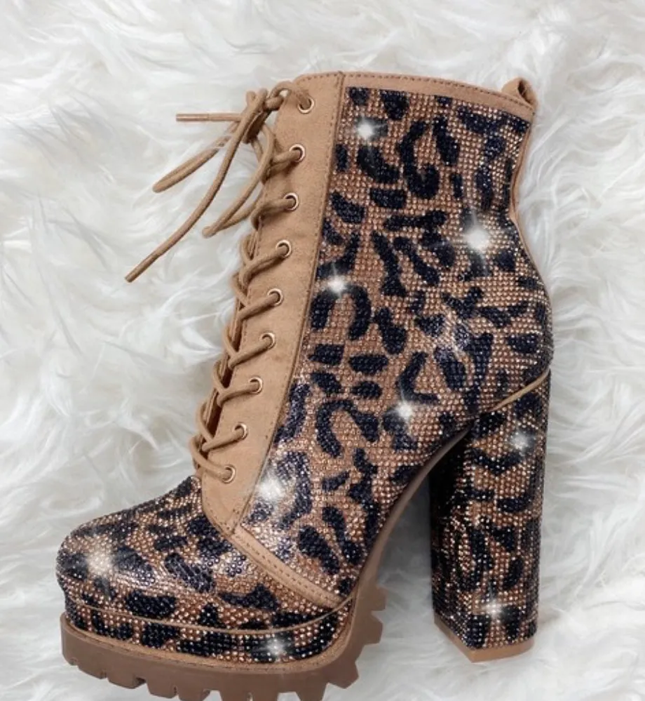 $25 SALE - Vivian Leopard