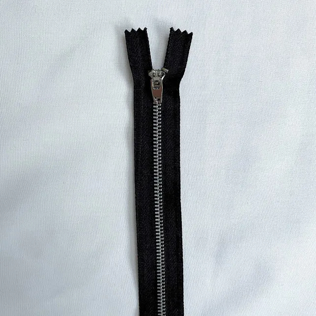 #4.5 Nickel Jean / Pant Zippers - 9" - Black - Close Ended
