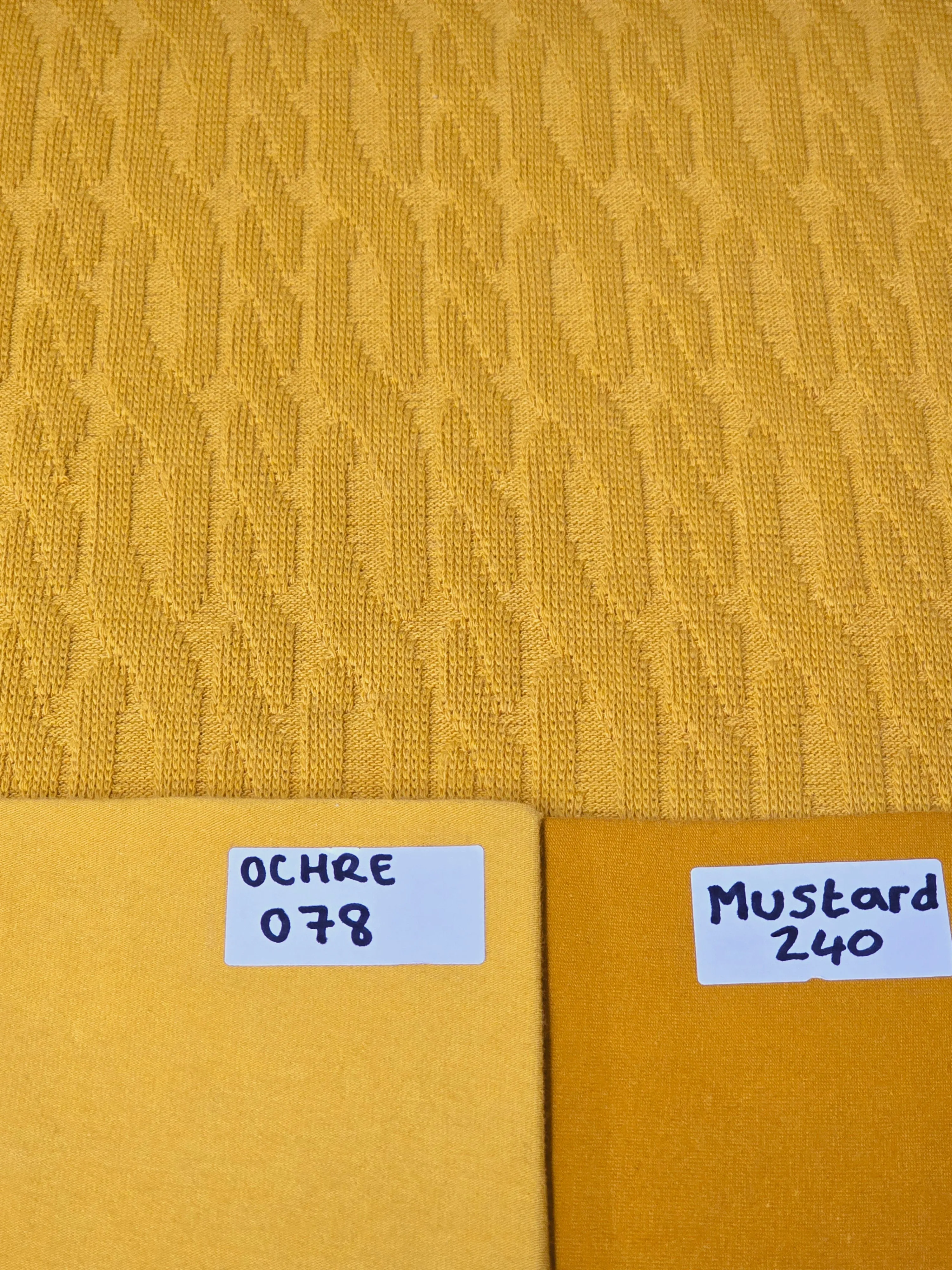 52CM BORDEAUX REMNANT CABLE JUMPER KNIT FABRIC