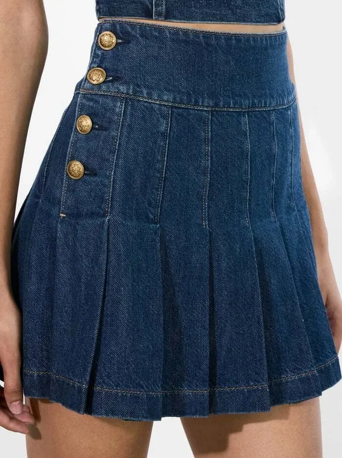 Alice   Olivia Lanna Pleated Mini Skirt w/ Buttons in Love Train