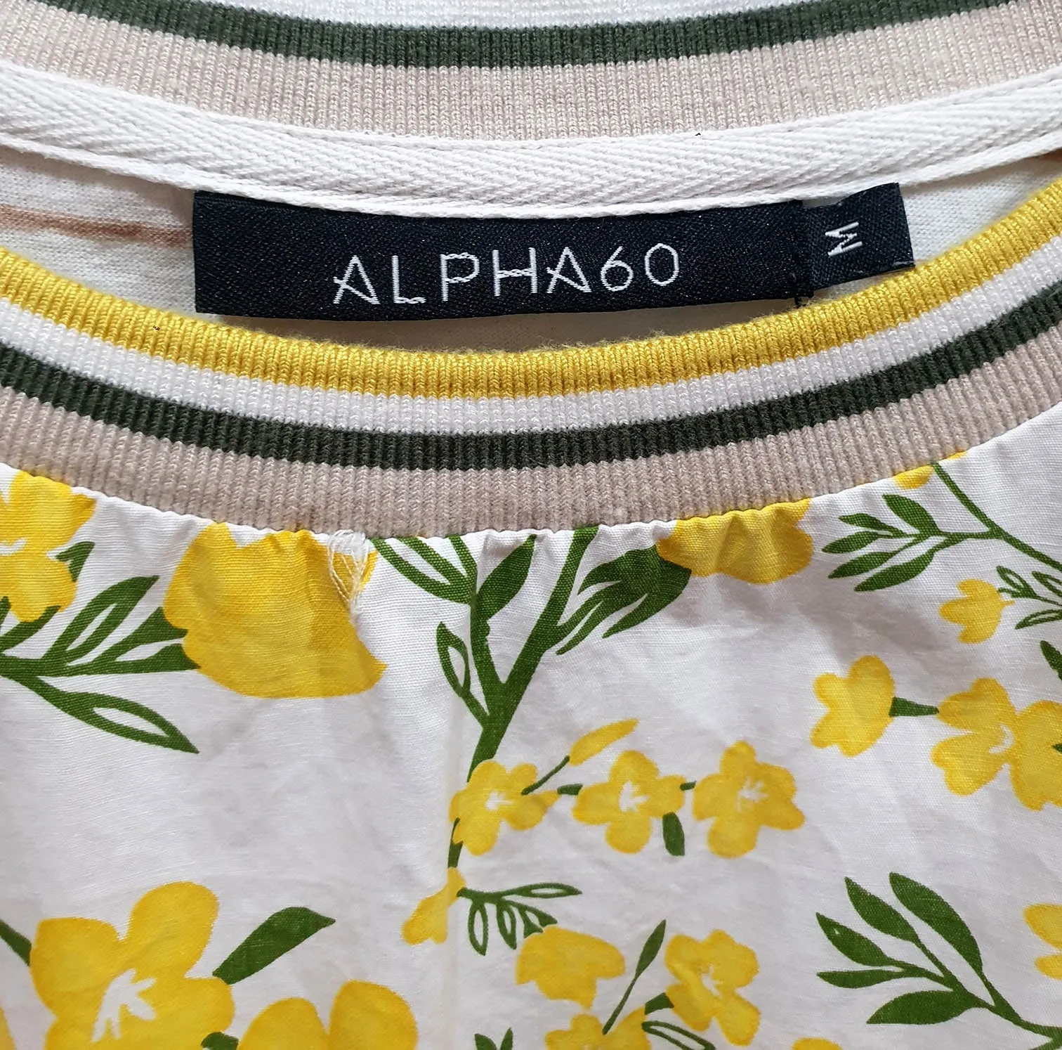 Alpha 60 unique print top size M