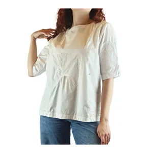 Alpha 60 white top wiith flower embroydery size 10