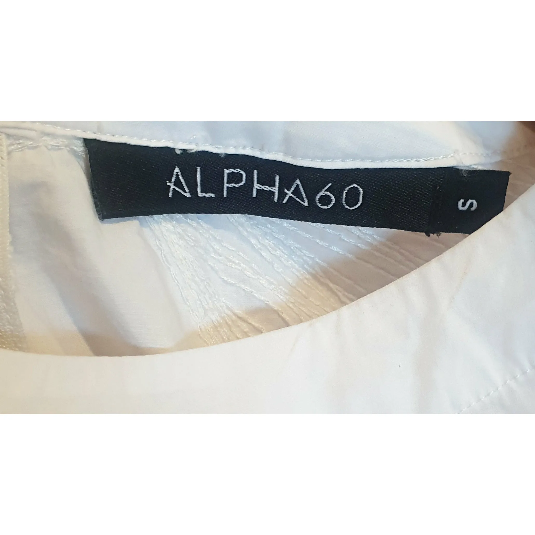 Alpha 60 white top wiith flower embroydery size 10