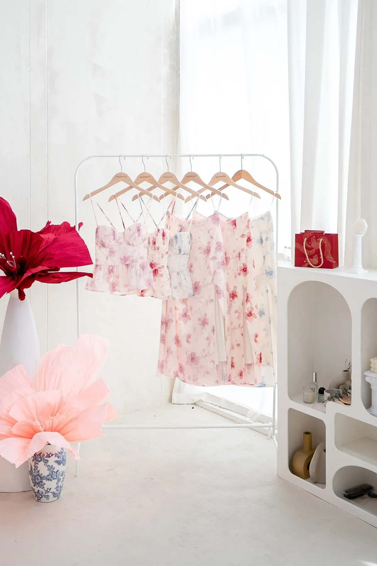 AMERY FLORAL MAXI SKIRT IN RED