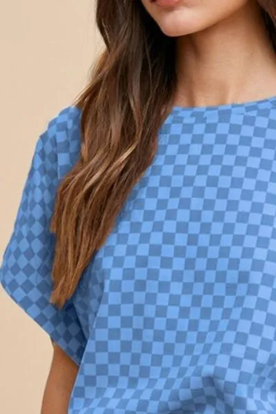ANNIE WEAR CHECKERED ROUND NECK SHORT SLEEVE T-SHIRT