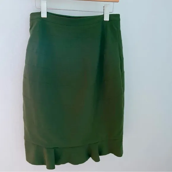 Anthropologie HD Paris Flounce Hem Skirt green size 10