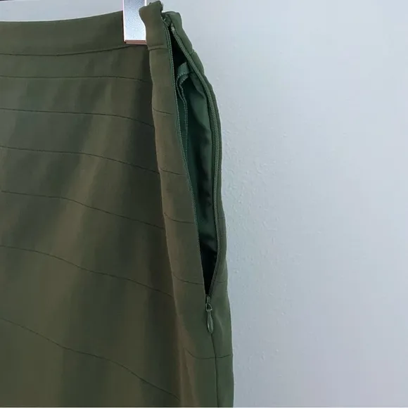 Anthropologie HD Paris Flounce Hem Skirt green size 10