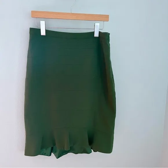 Anthropologie HD Paris Flounce Hem Skirt green size 10