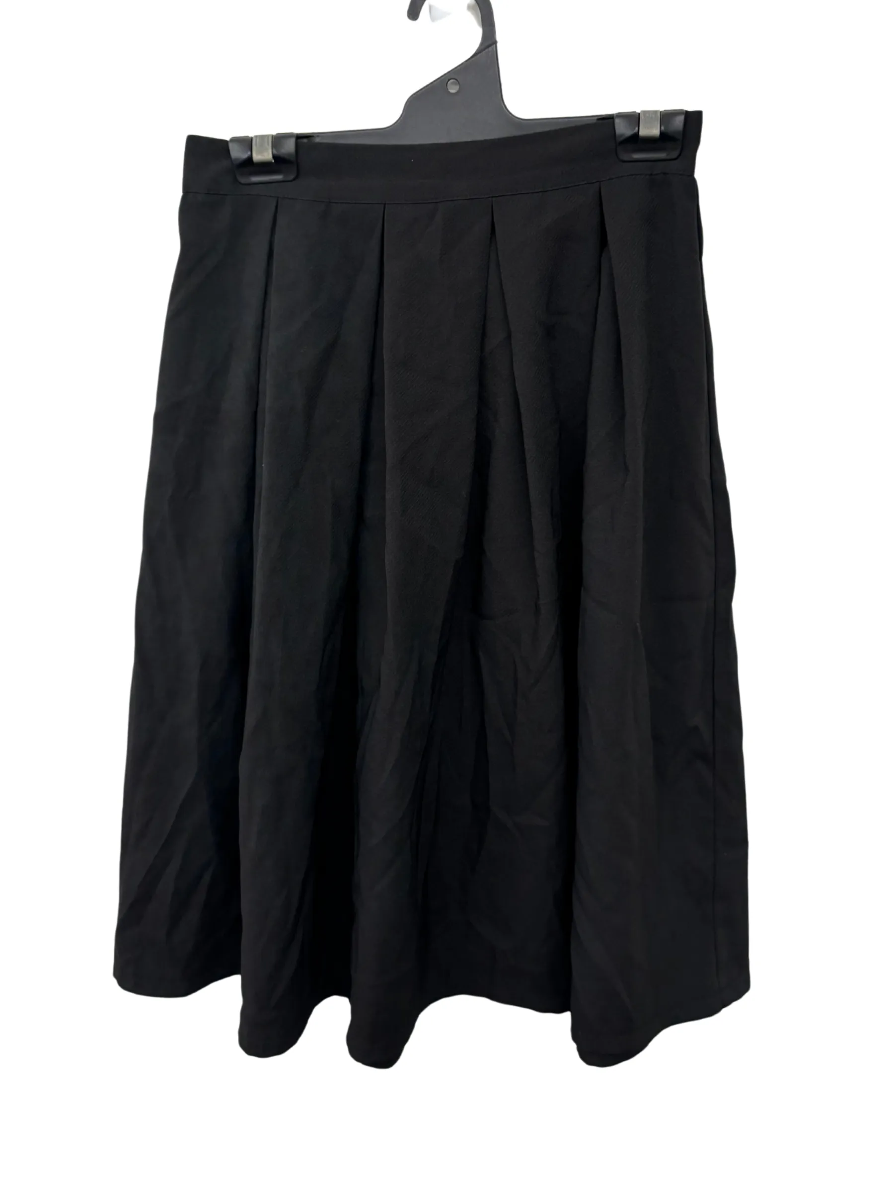 Black Pleated Knee Length Skirt
