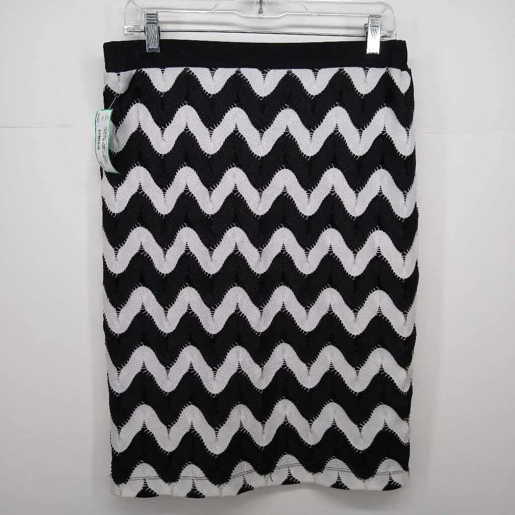 BLK&WHITE,S,CROCHET STRETCH SKIRT