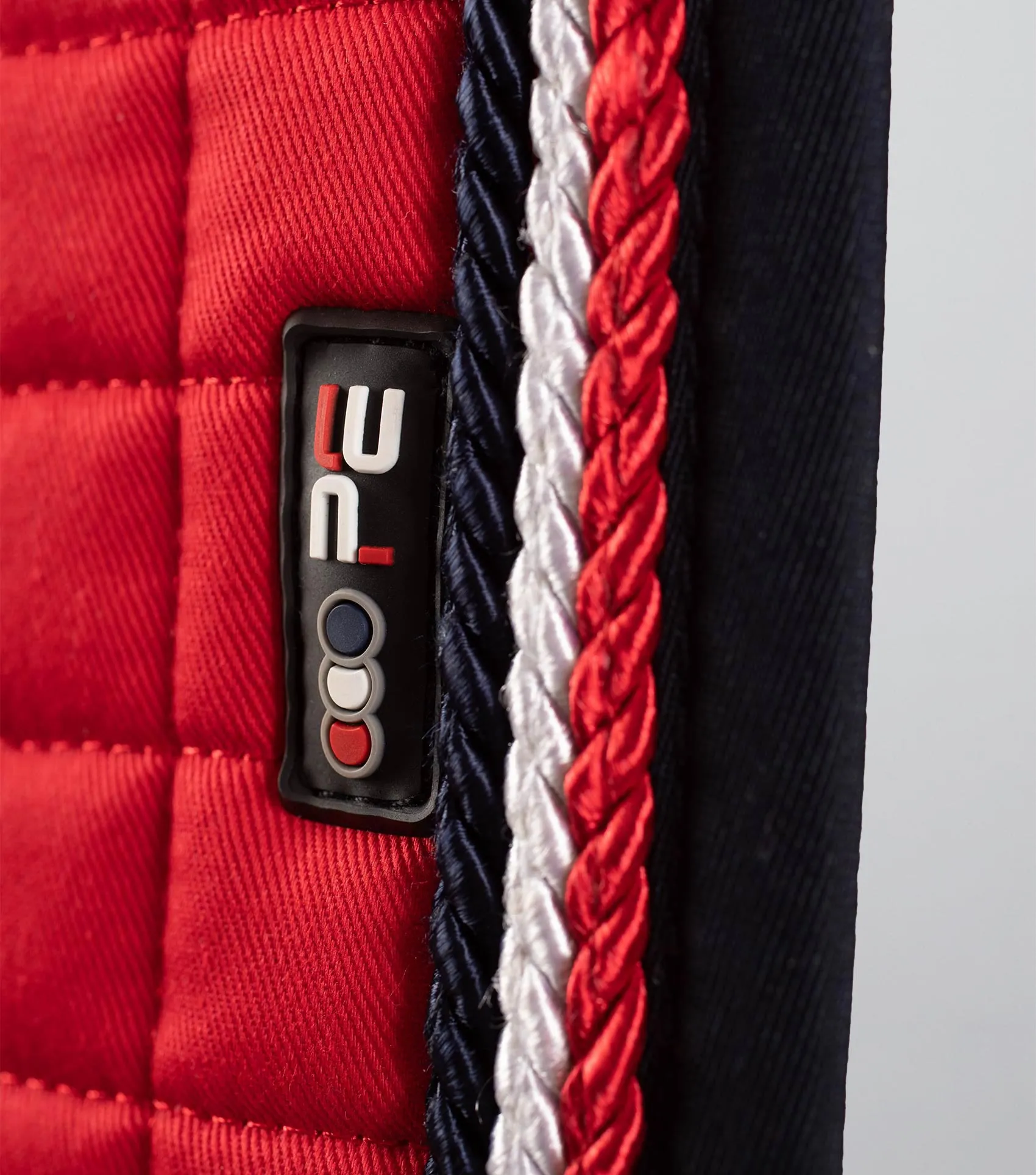 Close Contact European Cotton Saddle Pad - Dressage Square Red