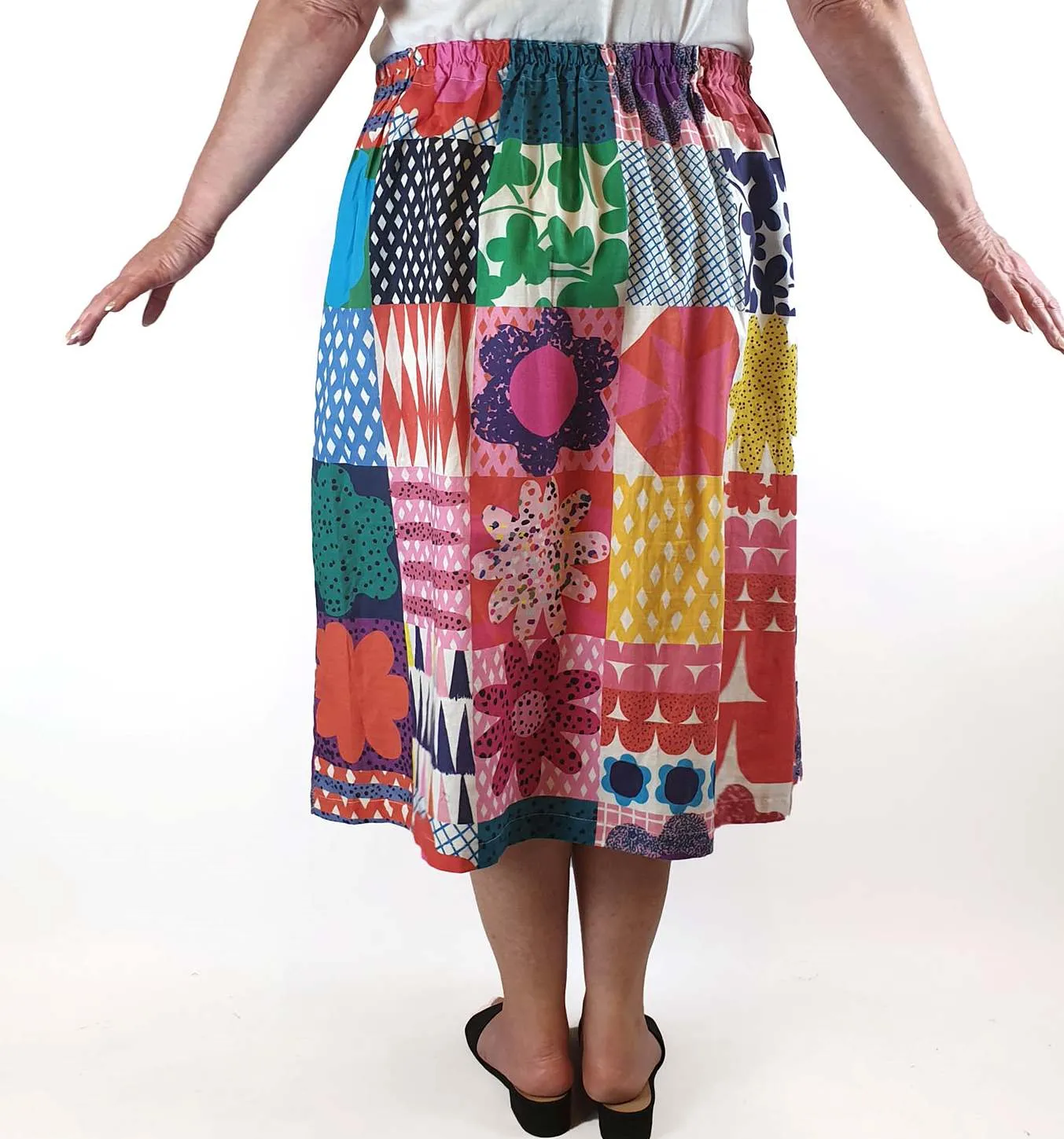 Doops beautiful print skirt size XXXL