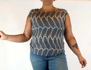 Elk grey print cap sleeve top size L