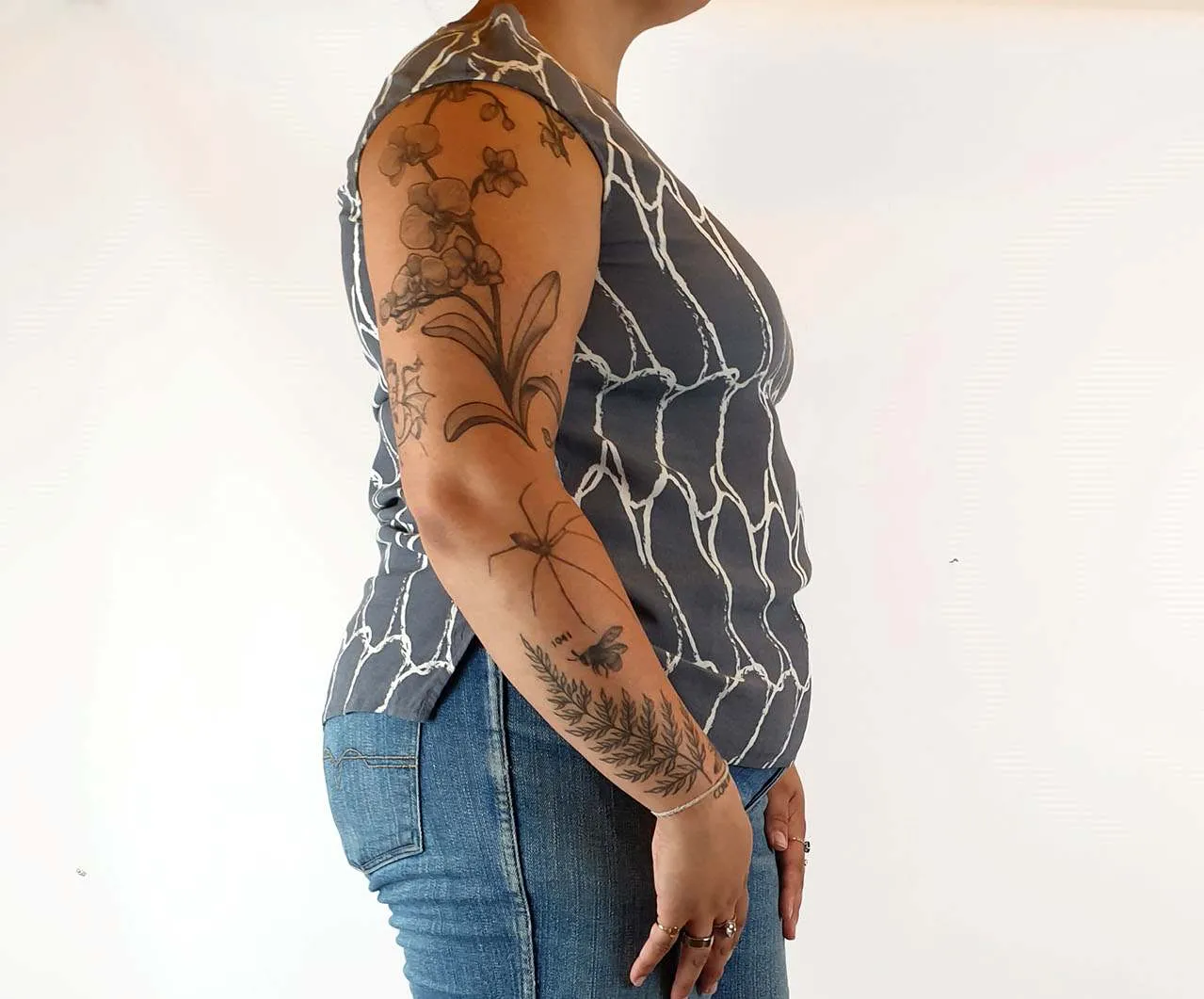 Elk grey print cap sleeve top size L