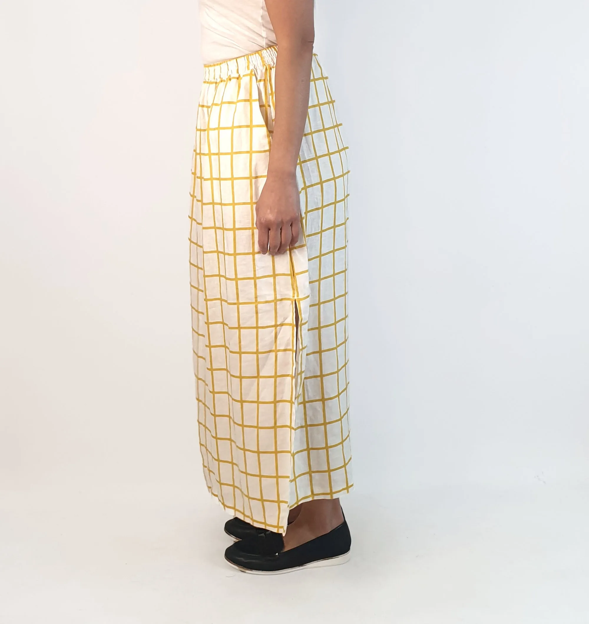 Elk white and mustard check print French linen skirt size 10