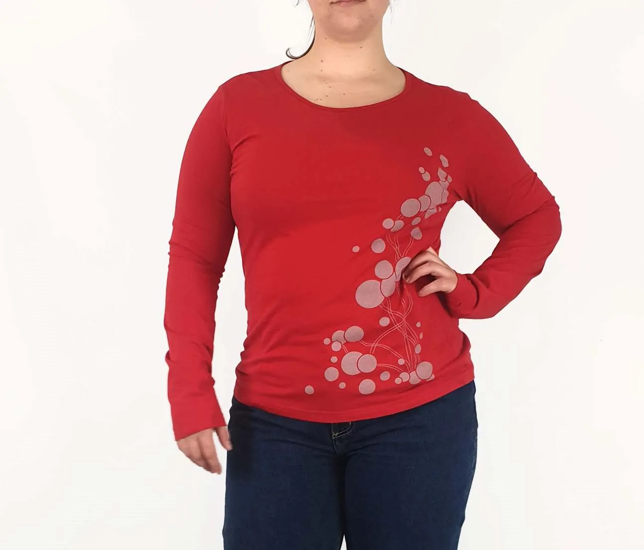 Essaye by Surface Art red print long sleeve top size XL (best fits 14)