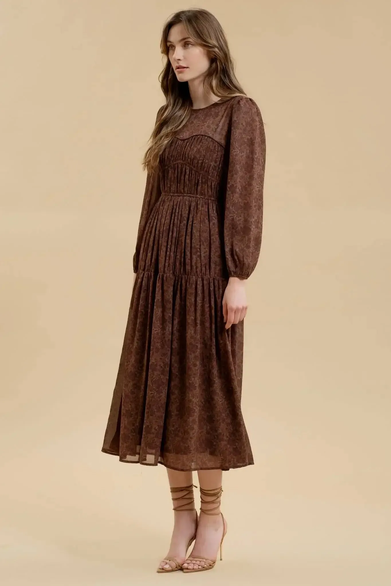 FLORAL SWEETHEART SHIRRED MAXI DRESS