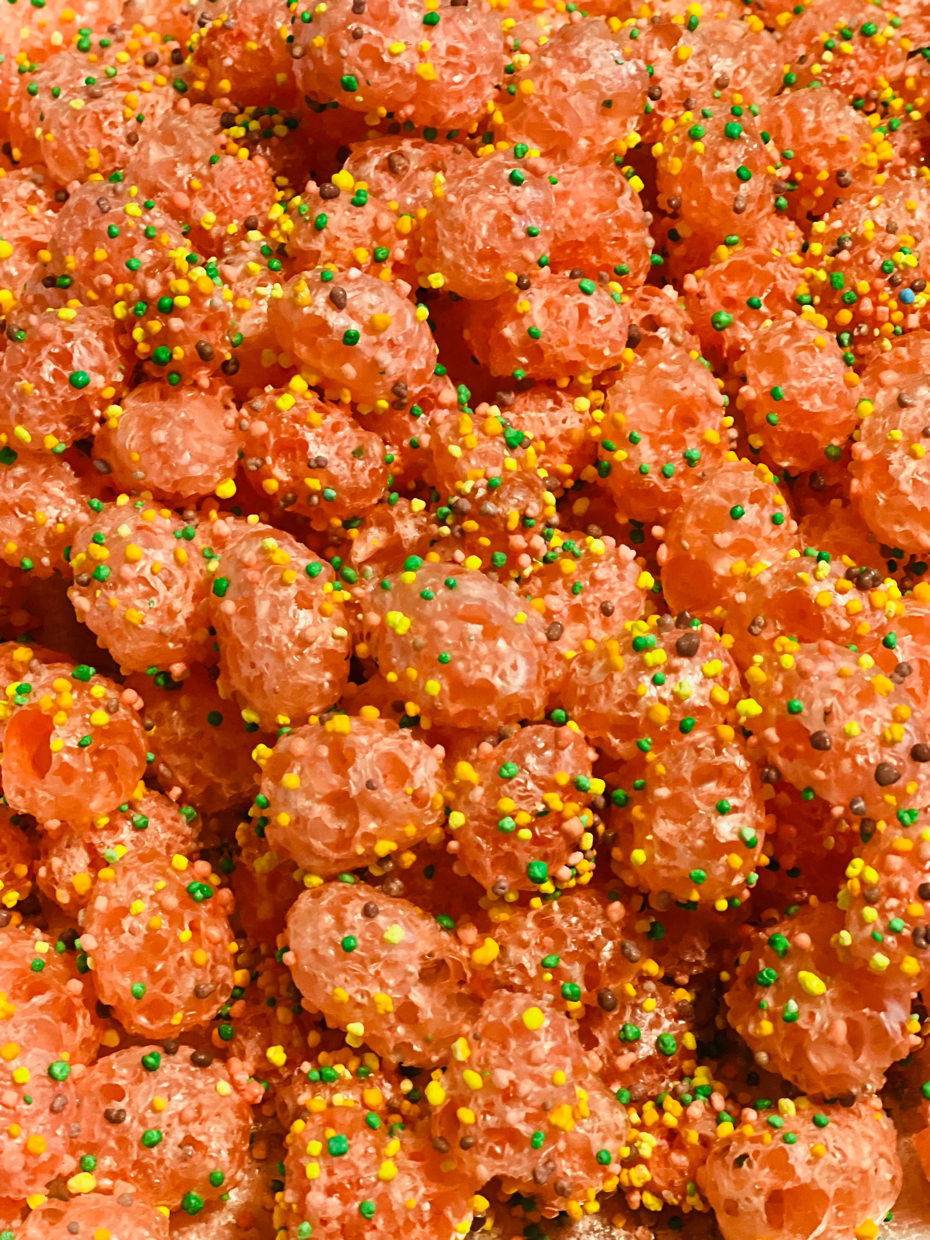 FREEZE DRIED "ATOMS"
