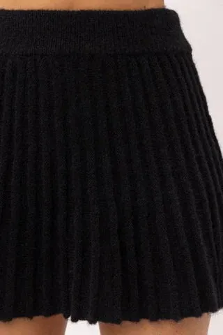 Gabrielle Pleated Knit Skirt Black