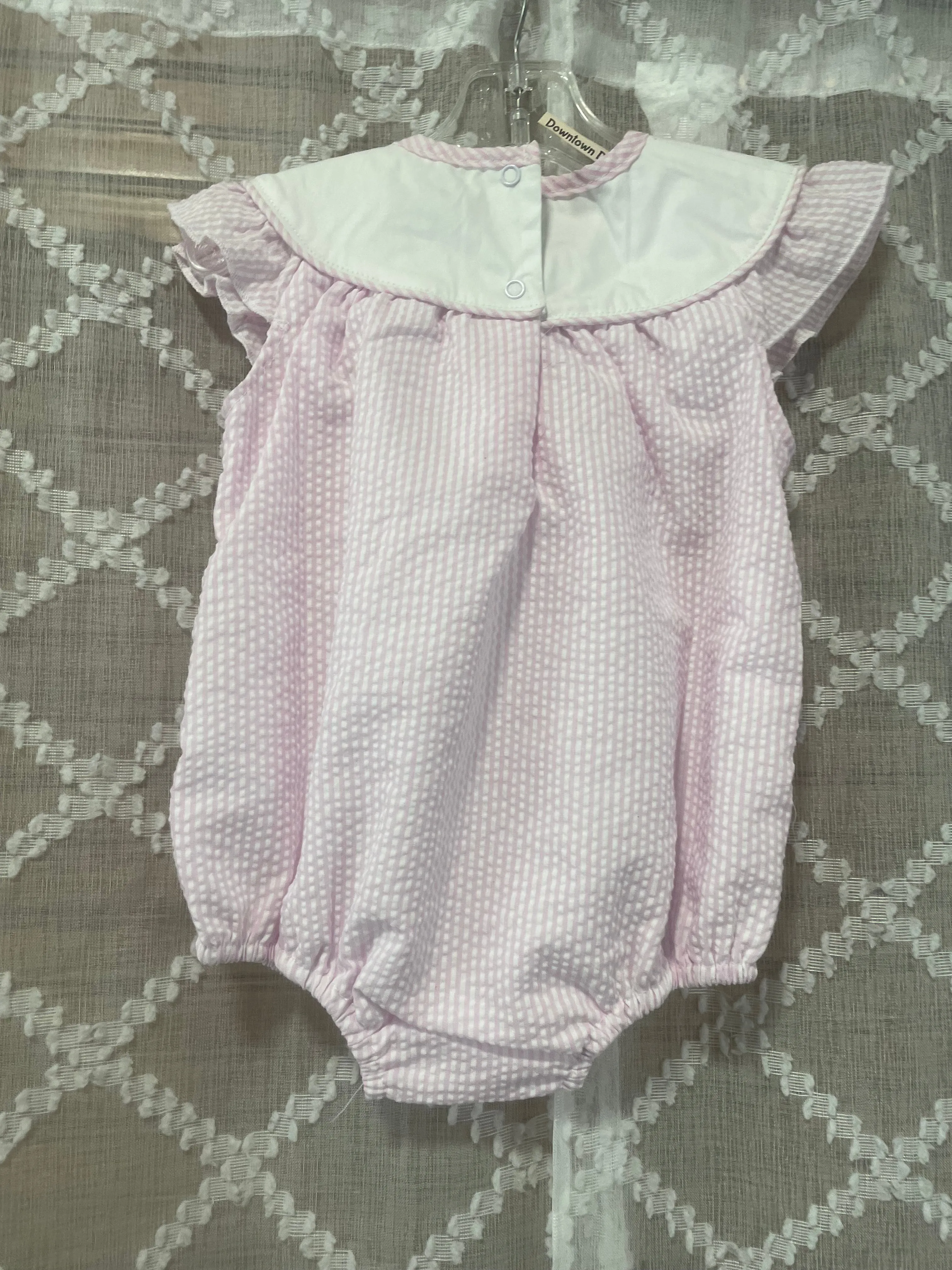 Girls White/Pink Onesie w/White Collar & Bunny Print