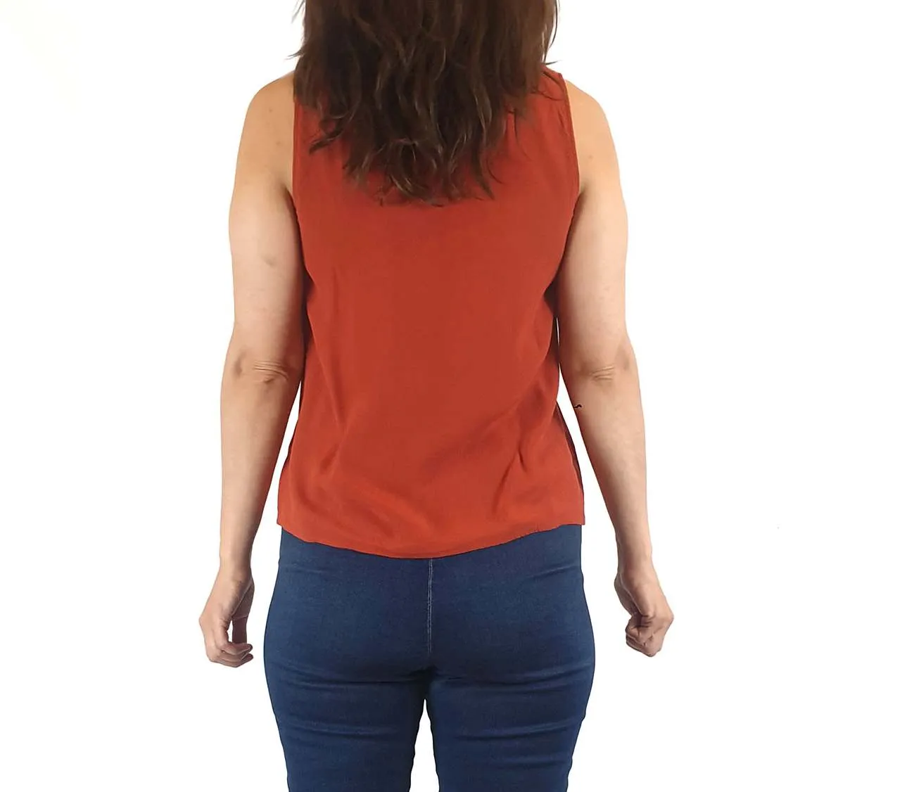 Gorman red sleeveless top with flattering  v-neckline size 8