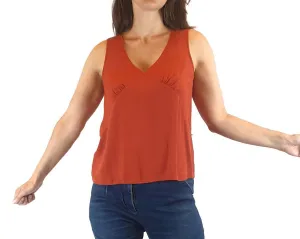 Gorman red sleeveless top with flattering  v-neckline size 8