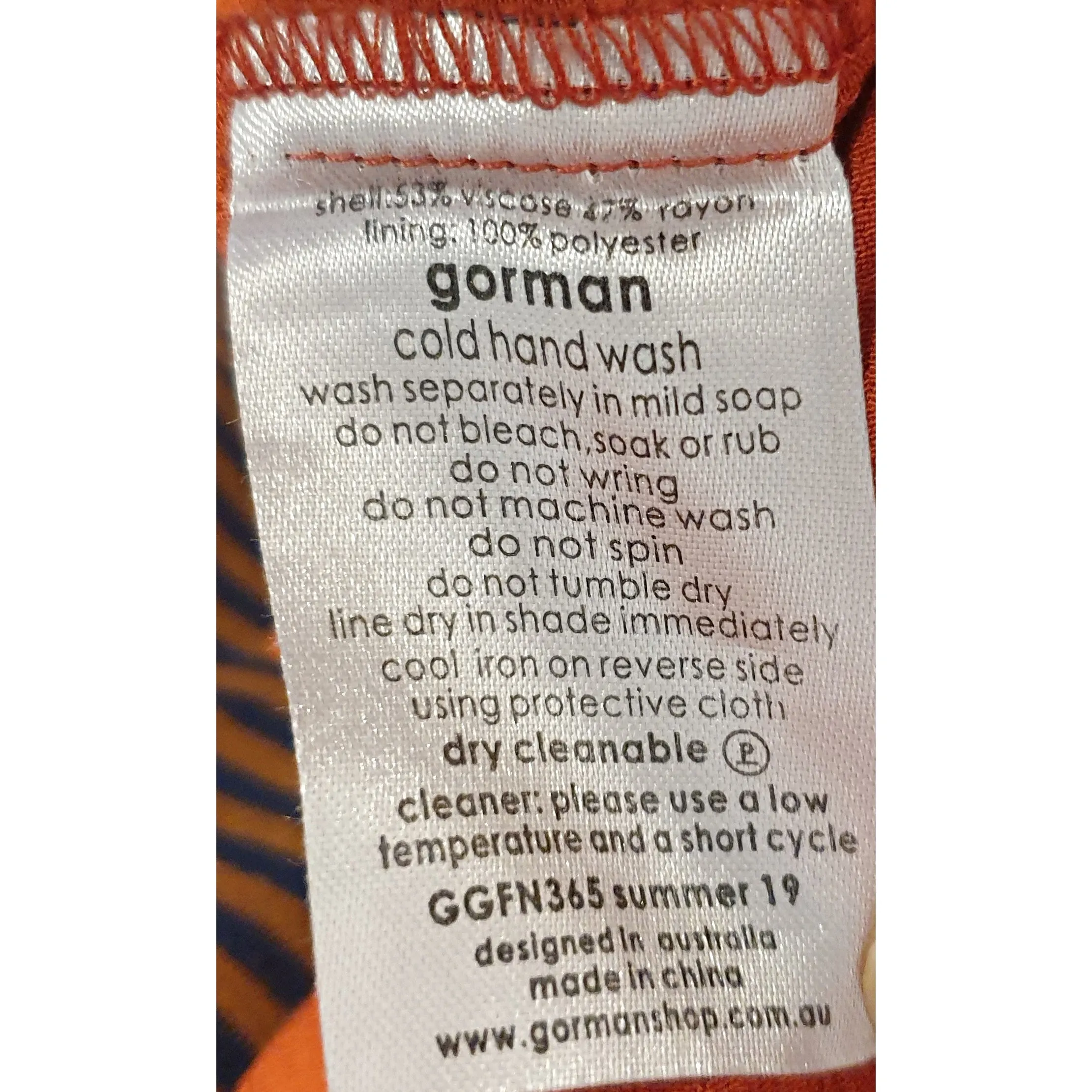 Gorman red sleeveless top with flattering  v-neckline size 8