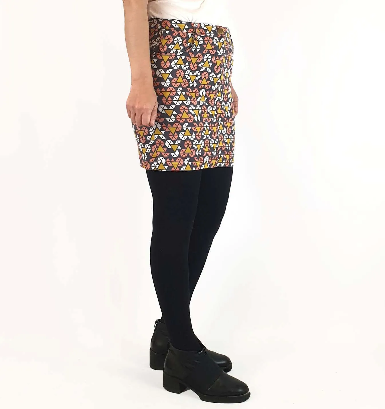 Gorman tringle print mini skirt size 10 (small fit, best fits 8)