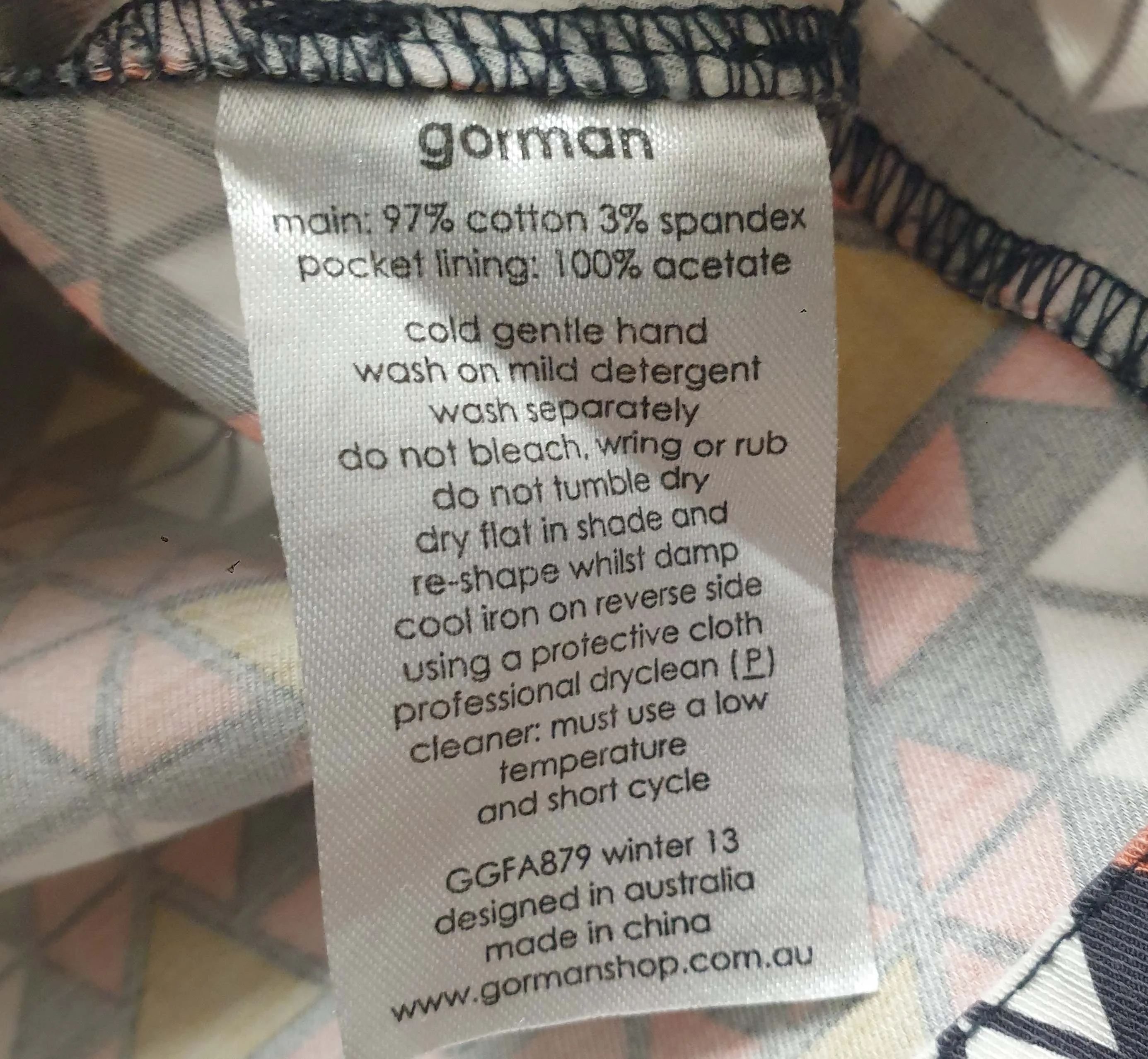 Gorman tringle print mini skirt size 10 (small fit, best fits 8)