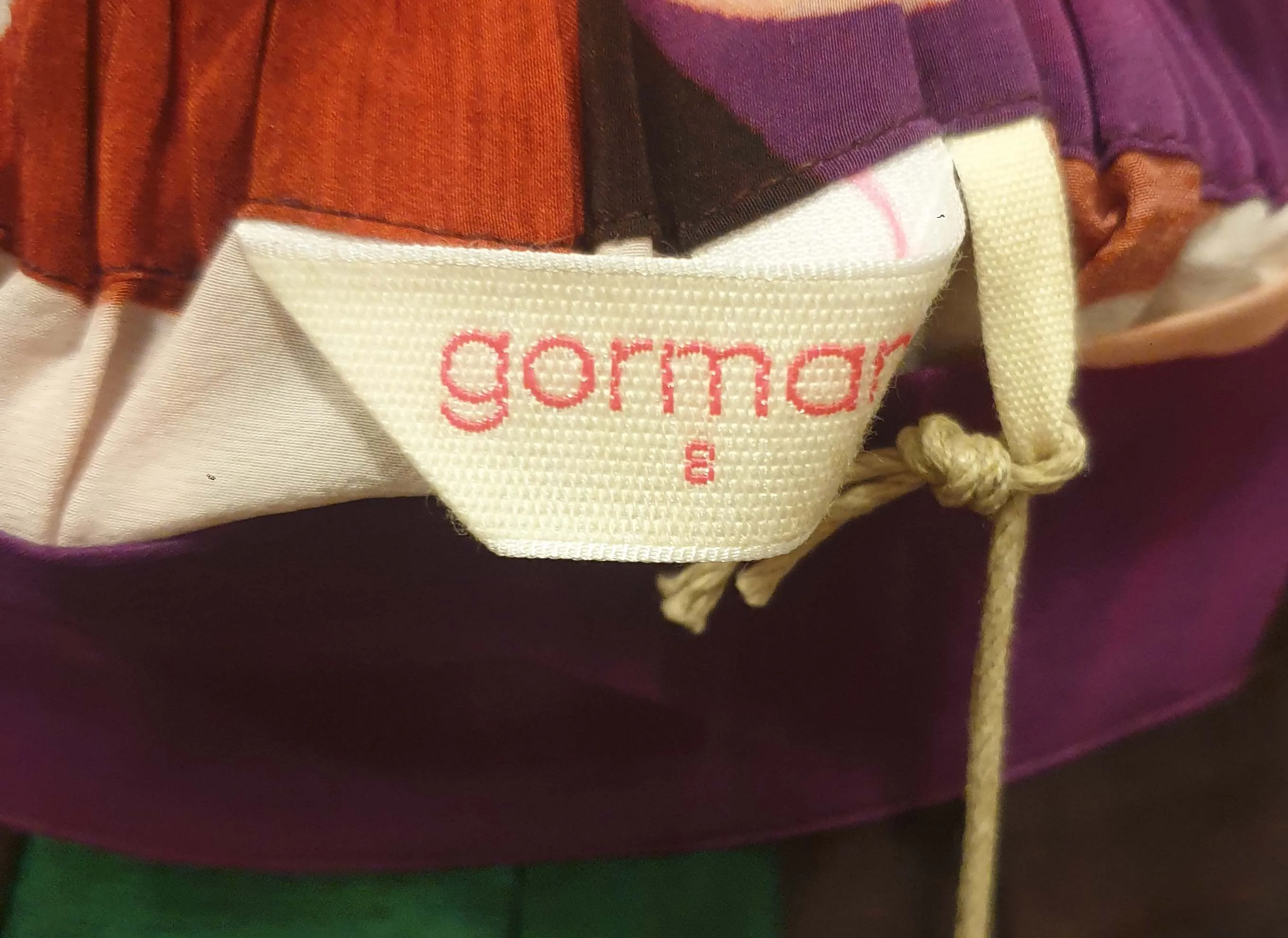 Gorman unique print silk blend pleated skirt size 8