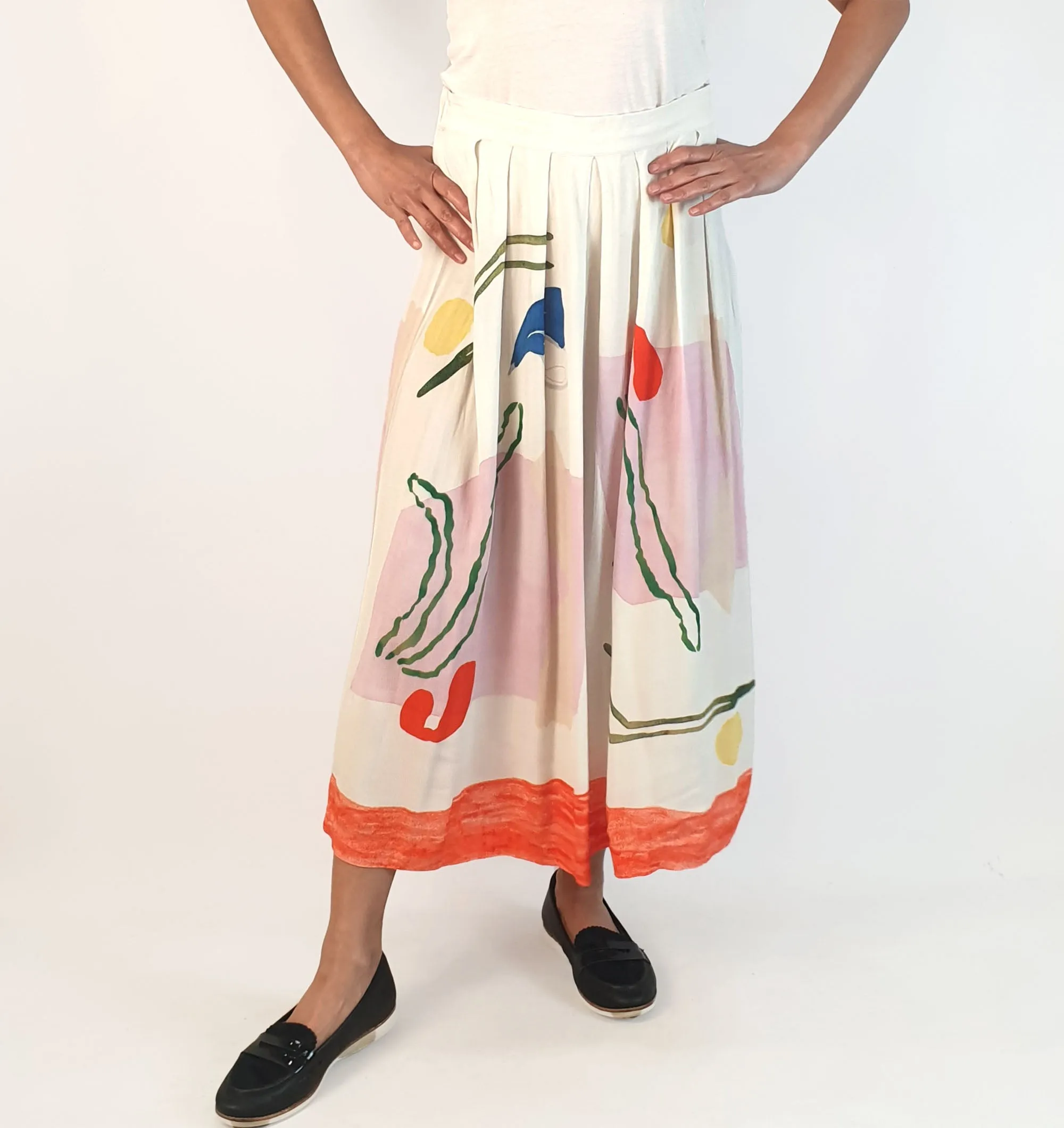 Gorman white-based unique print skirt size 10