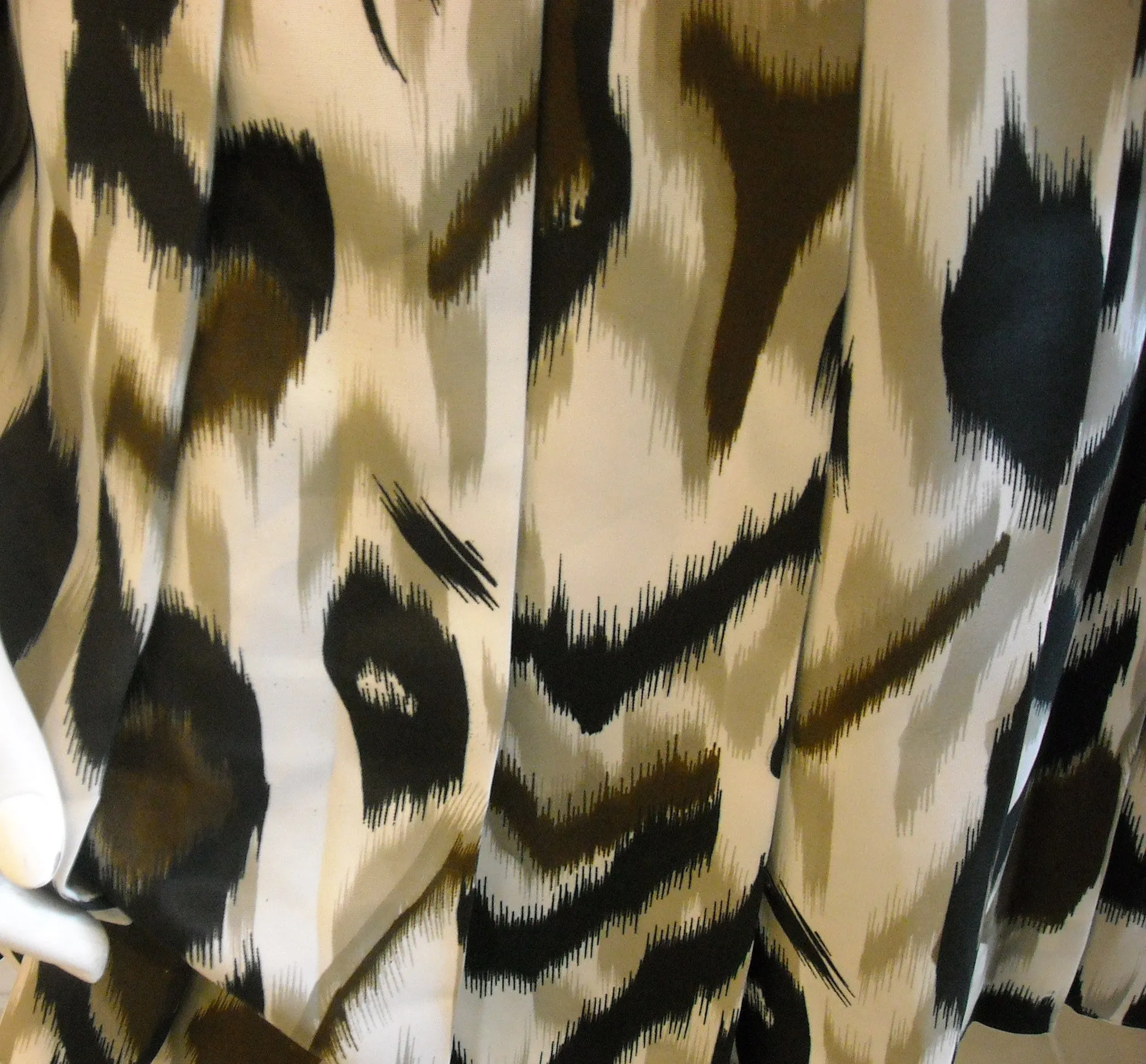 Hear me Roar! Green Leopard Print Vintage Skirt