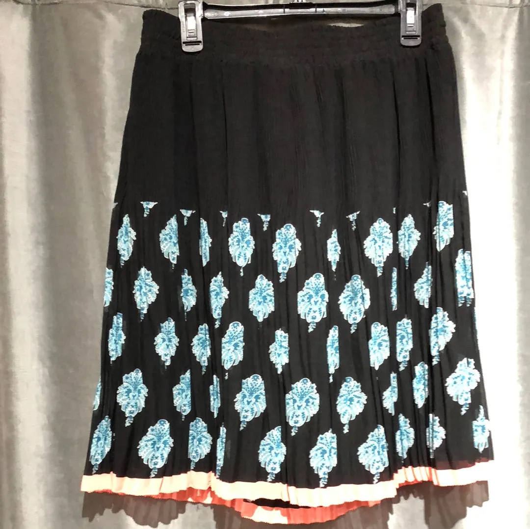 HOSS Intropia Black Pleated Elastic Waist Skirt with Blue and PInk