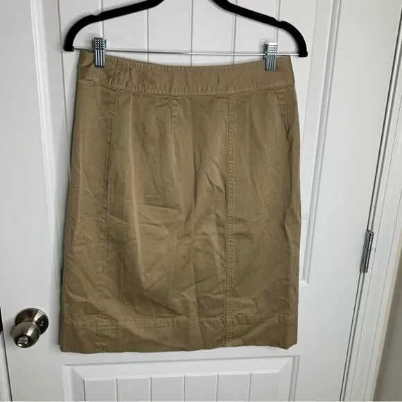 J Crew size buttons pencil skirt in stretch chino khaki size 6 minimalist bo 104