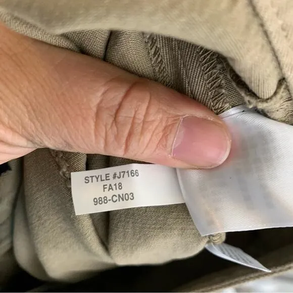 J Crew size buttons pencil skirt in stretch chino khaki size 6 minimalist bo 104