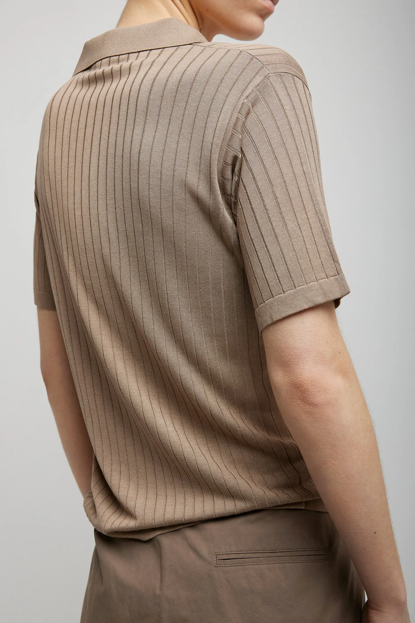 Kaiomi beige knit top