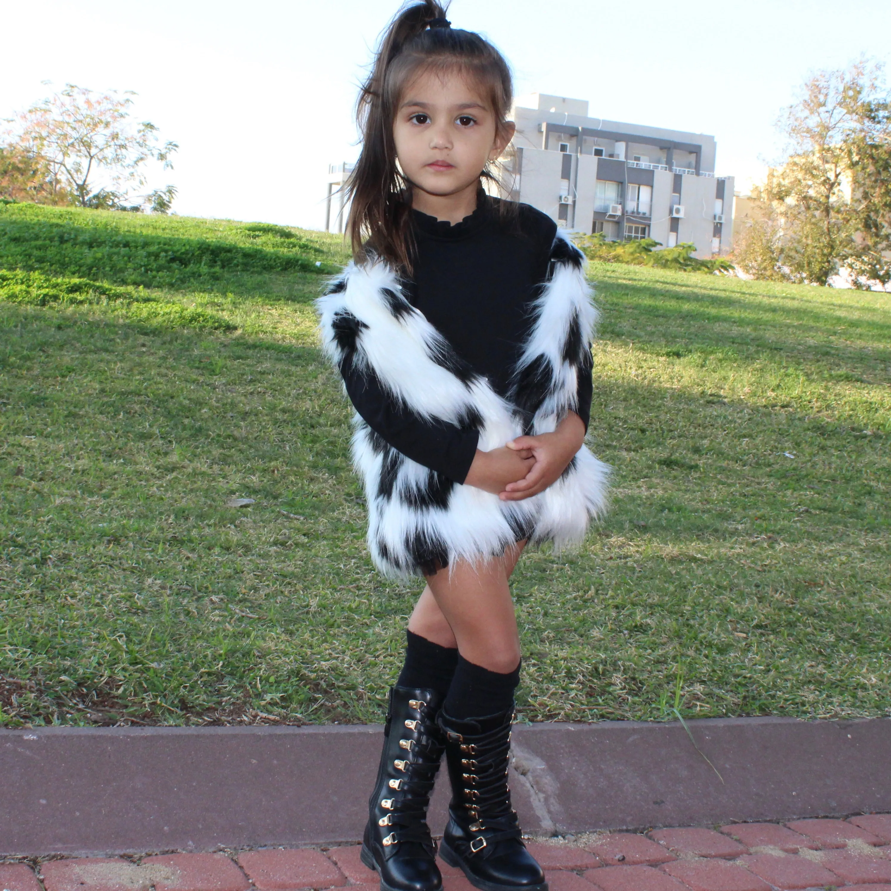 Kids Faux Fur Vest  - Cruella De Vil