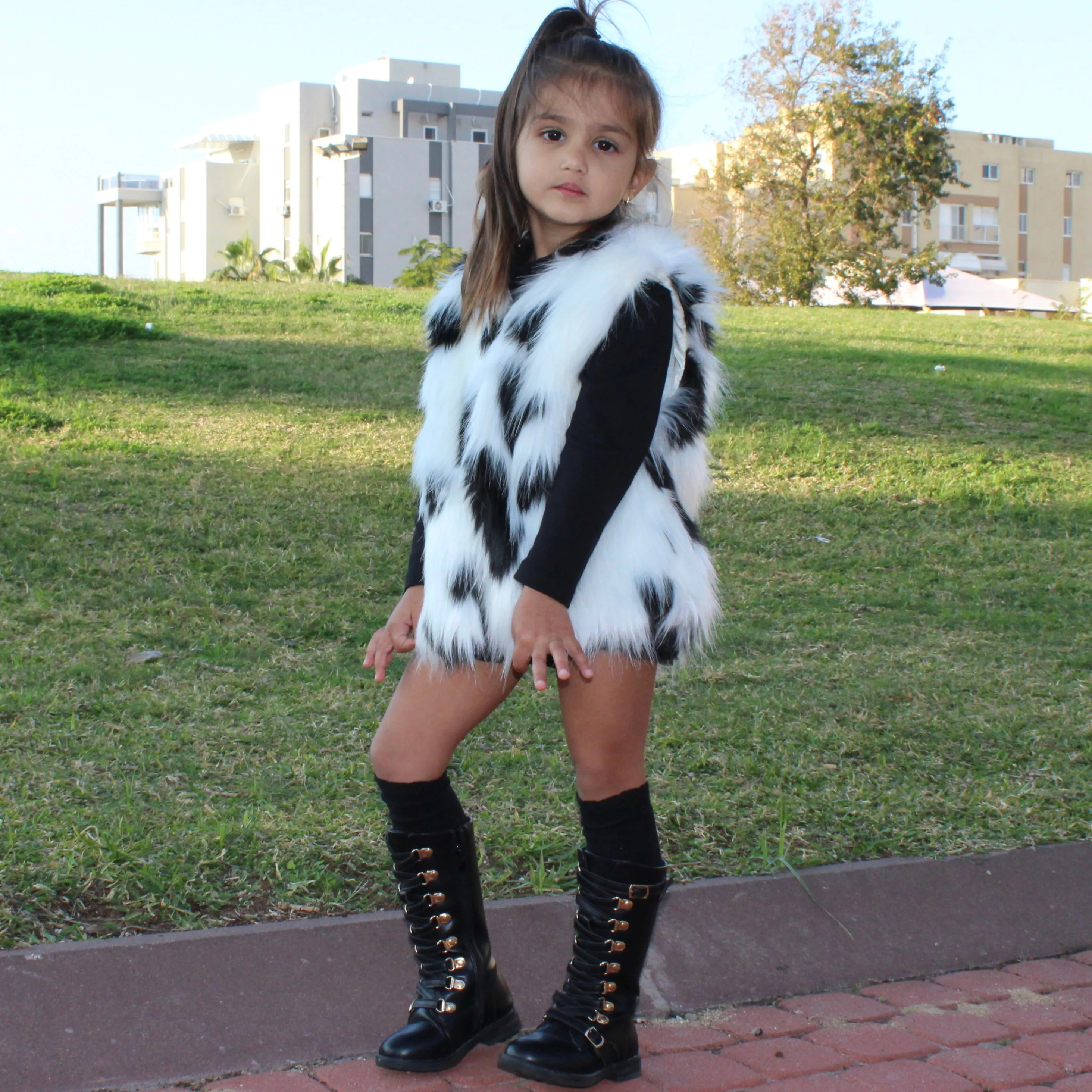 Kids Faux Fur Vest  - Cruella De Vil