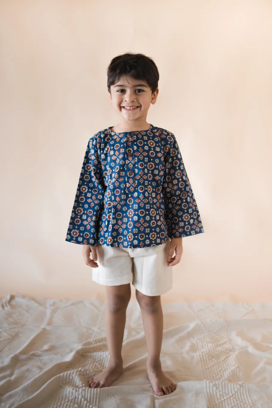 Klingaru Full Sleeves Unisex Short Kurta - Blue Booti