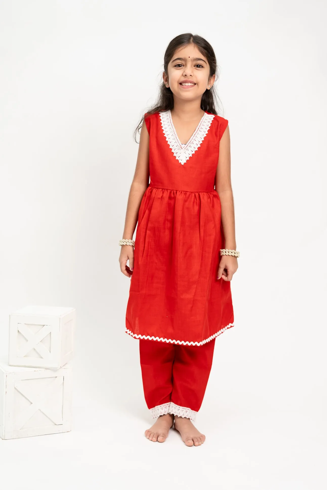 Klingaru Girl Kurta and Pant Set - Solid Red with Lace