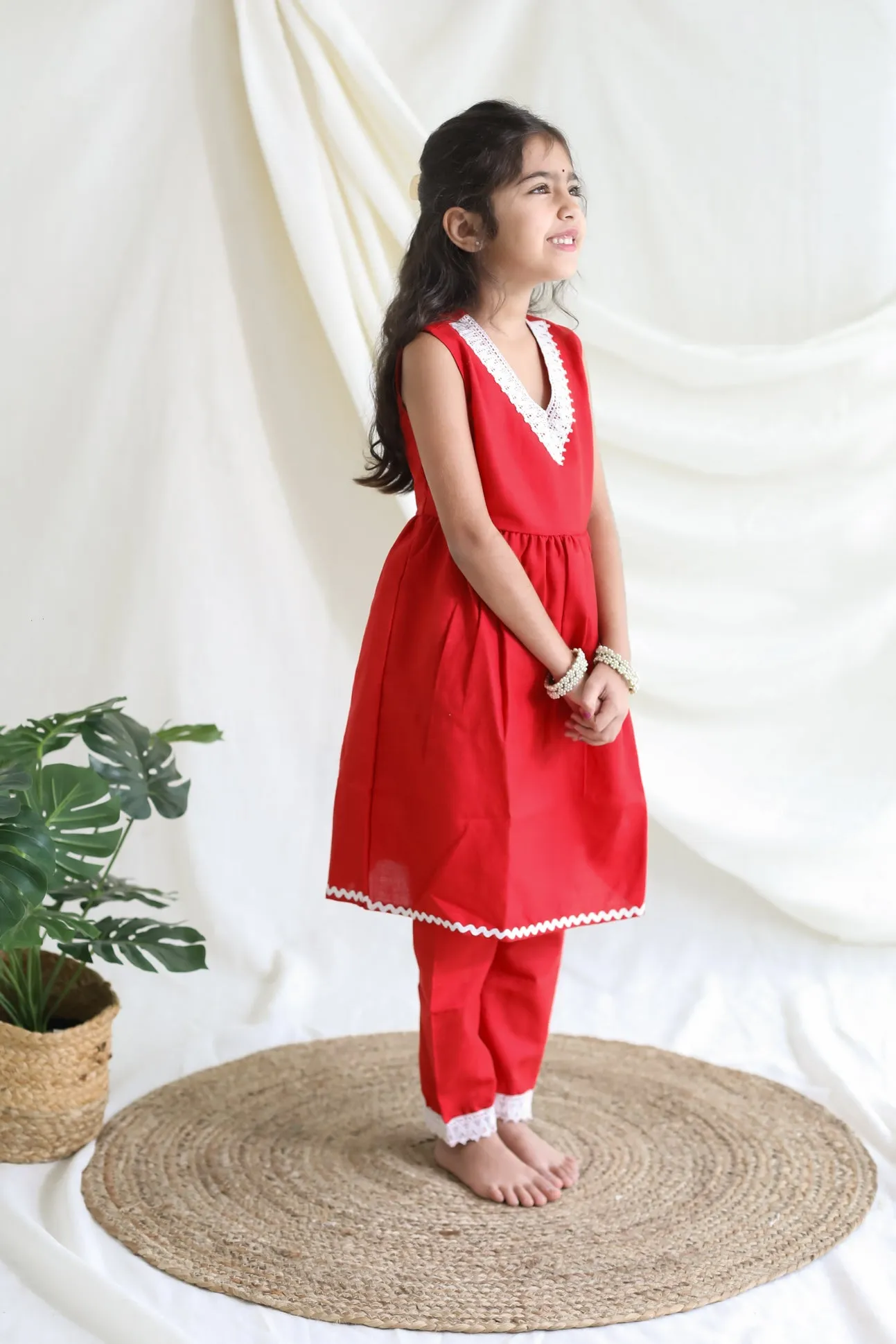 Klingaru Girl Kurta and Pant Set - Solid Red with Lace