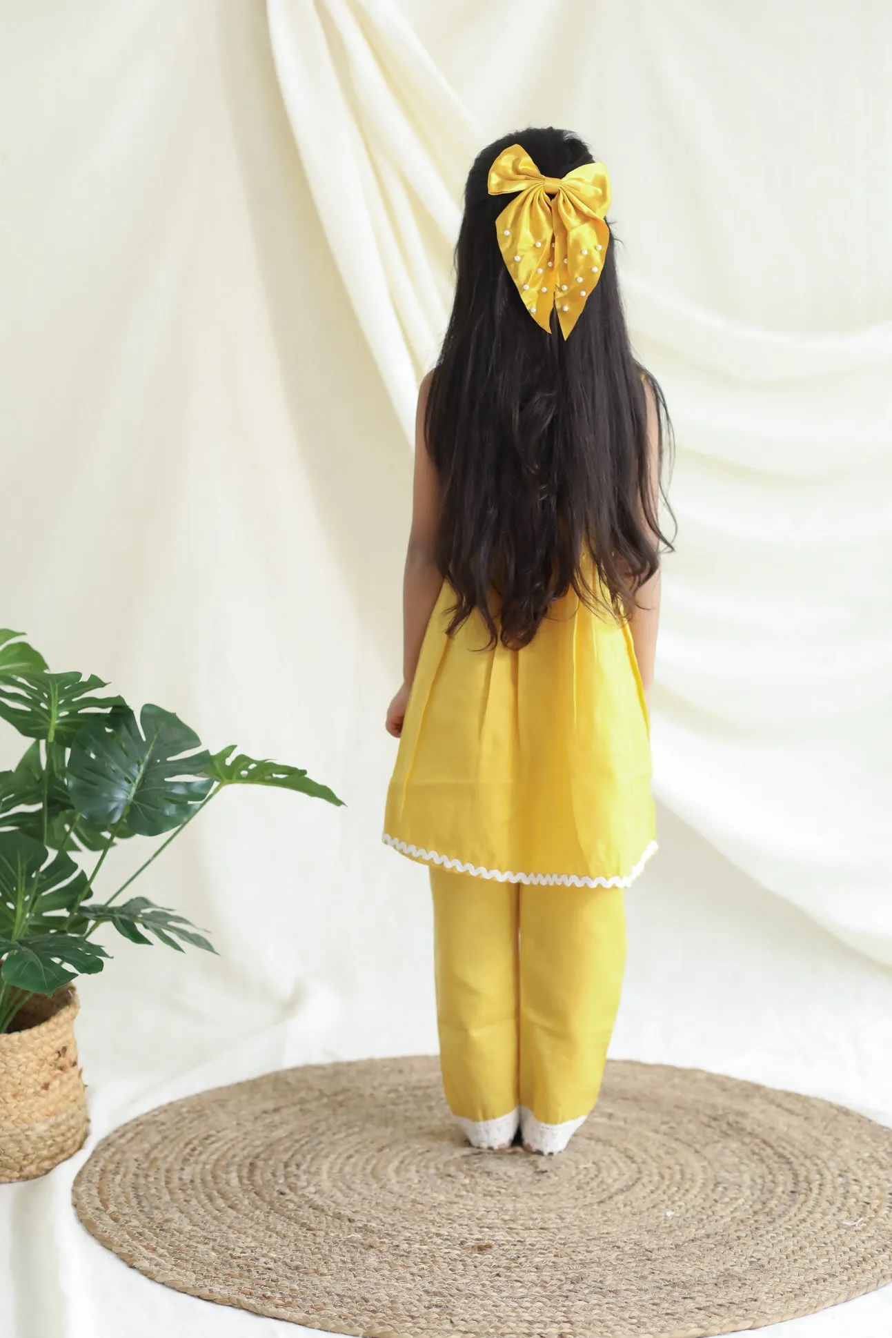 Klingaru Girl Kurta and Pant Set - Solid Yellow with Lace
