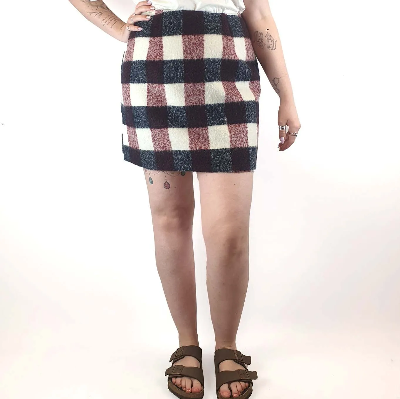 Kuwaii plaid mini skirt size 14 (best fits 12-14)