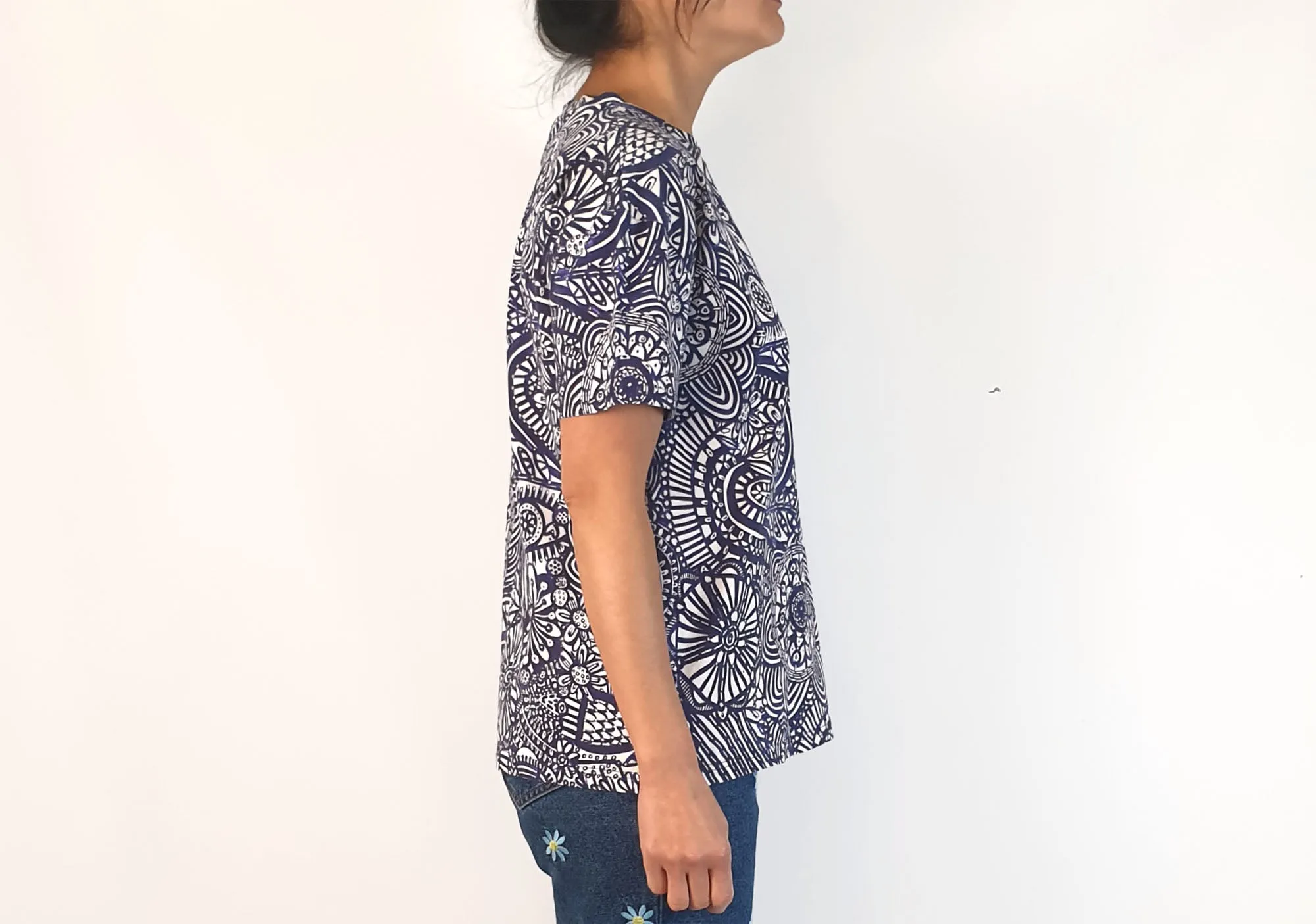 Lordy Dordie blue and white print tee shirt top size S