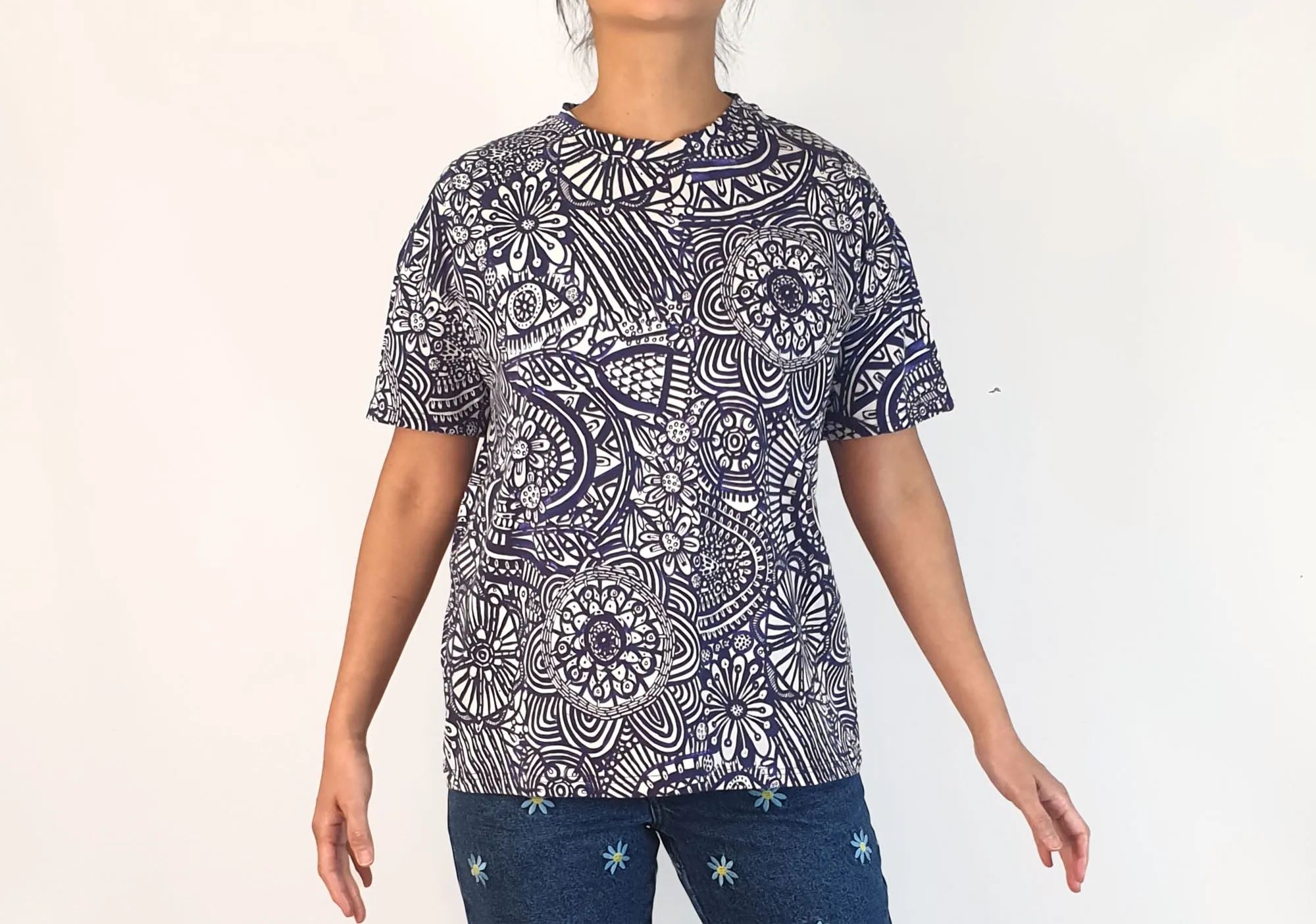 Lordy Dordie blue and white print tee shirt top size S