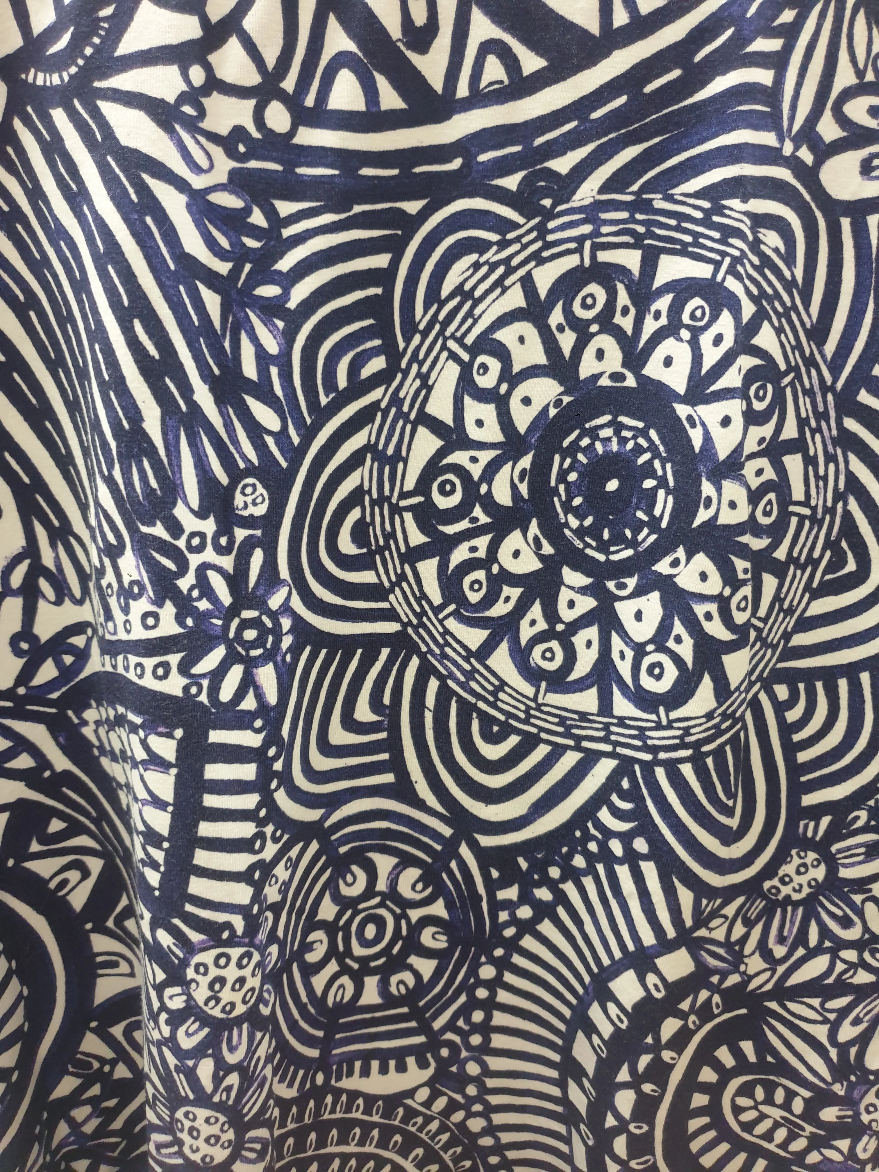 Lordy Dordie blue and white print tee shirt top size S